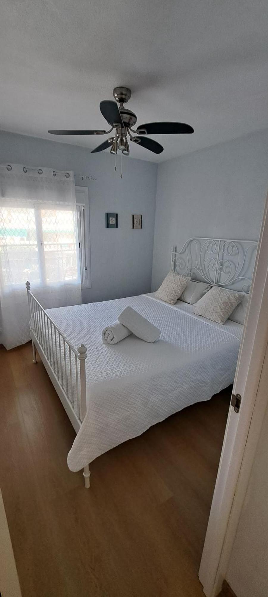 Colibri Apartment Beach Салоу Экстерьер фото